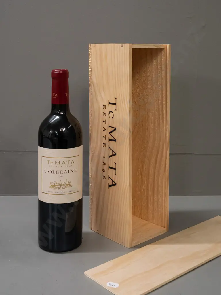 bottle of Te Mata Estate red wine - Coleraine Hawkes Bay 2013, in wooden presentation box Image 1++