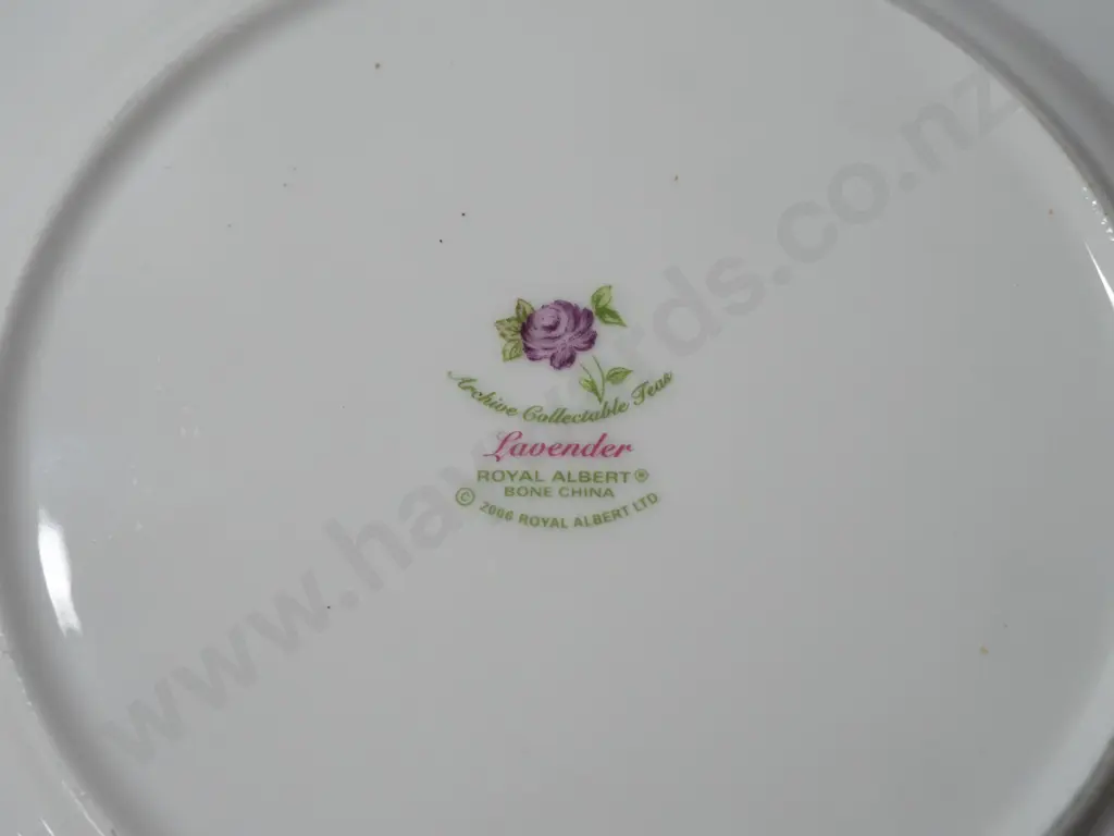 2 Royal Albert gilt floral cups, saucers and plates D-200 - "Lavender" and "Rose" Image 1++