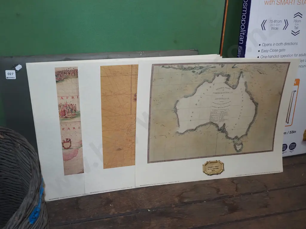 folio of various historic world maps Image 1++