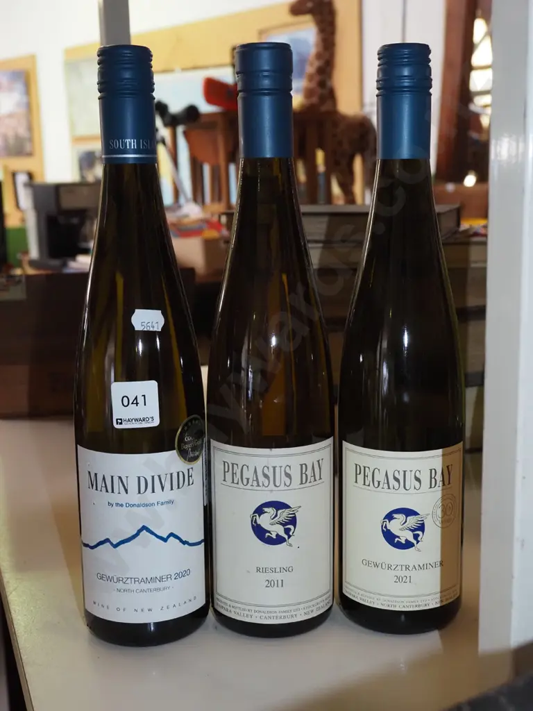 3x bottle s of Pegasus Bay white wines Image 1++