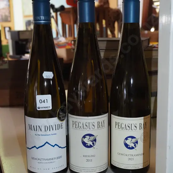3x bottle s of Pegasus Bay white wines