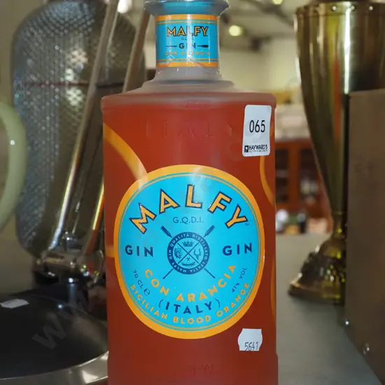 700ml bottle of Italian Malfy gin
