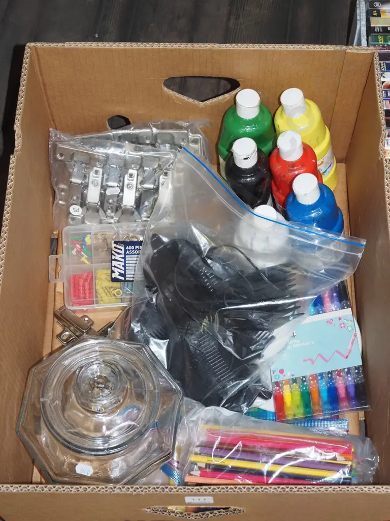 box; poster paints, pencils, electric shaving, cupboard hinges etc Image 1++