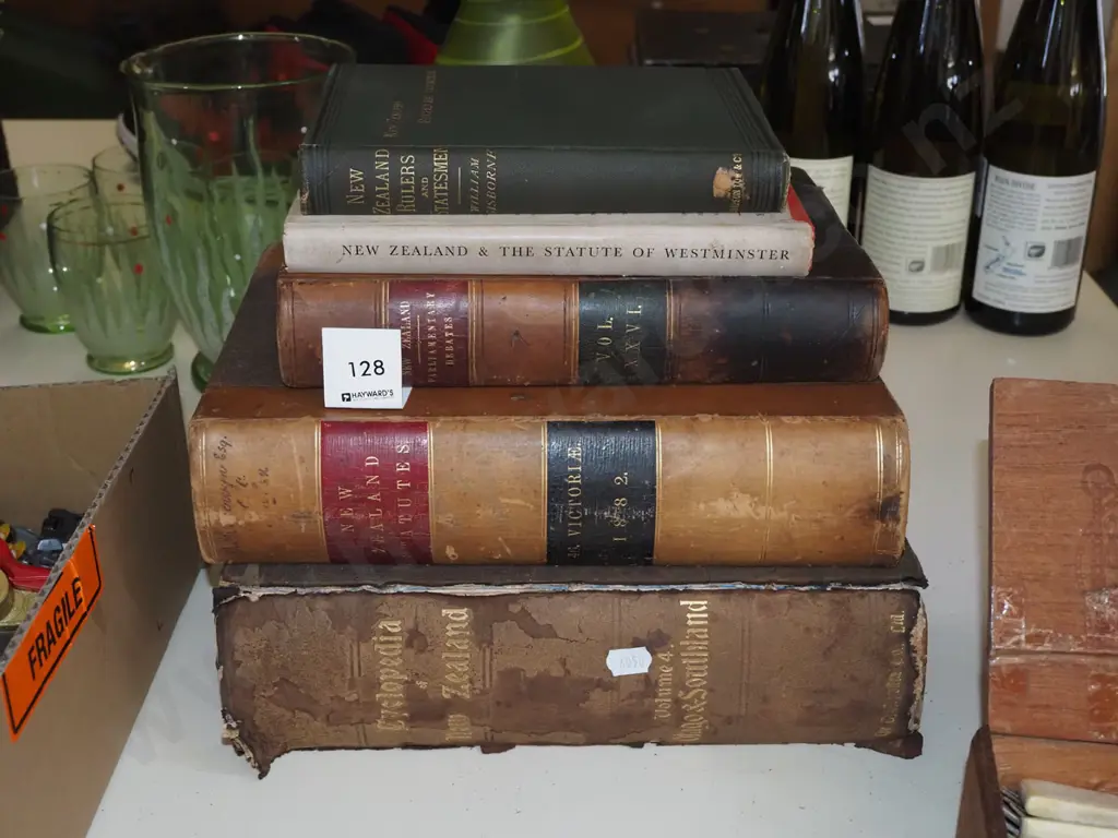 vintage books Image 1++