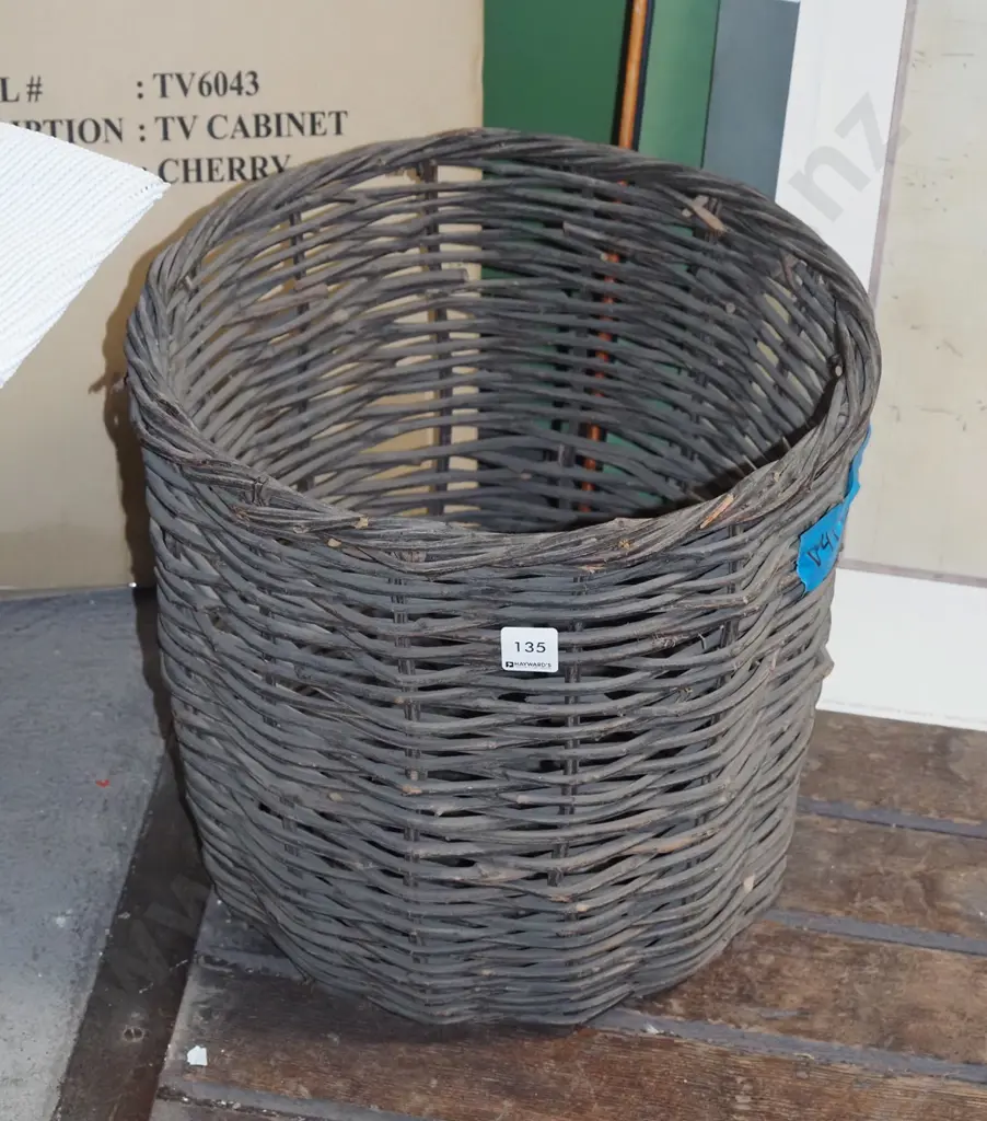 cane basket H340 Image 1++