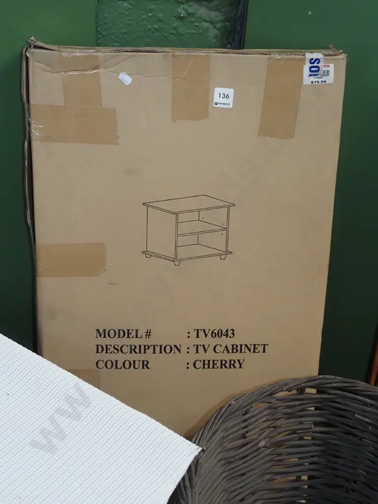 yet to be assmebled TV cabinet Image 1++