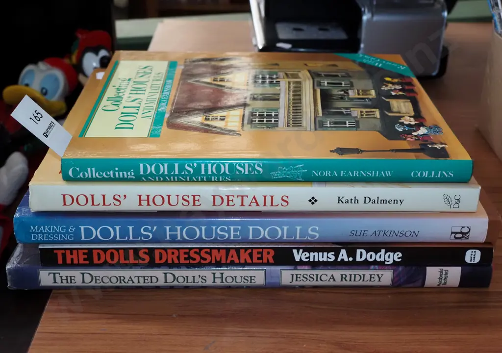 various dollshouse books Image 1++