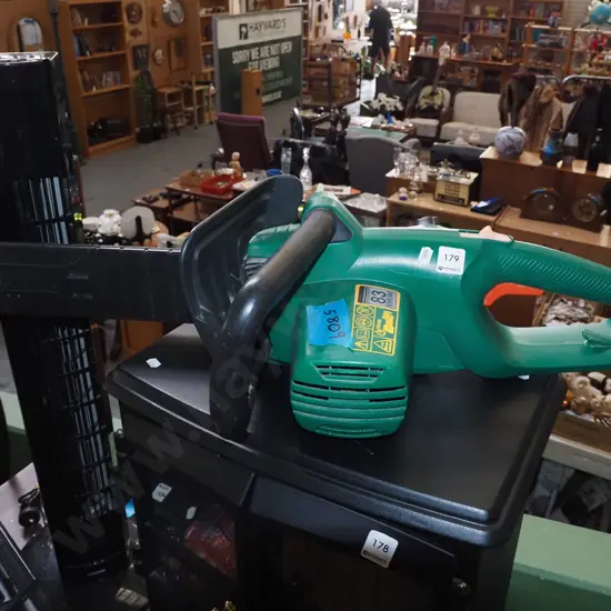 Black & Decker electric chainsaw