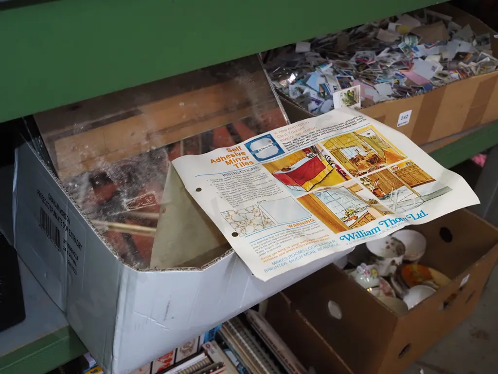 box self adhesive mirror tiles Image 1++