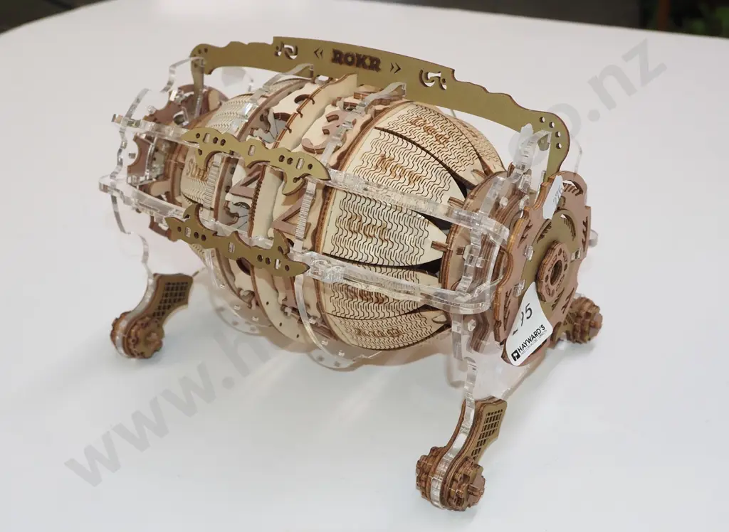 unusual kitset, perpetual calendar Image 1++