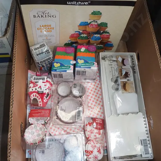 box; cupcake stand, icing set etc