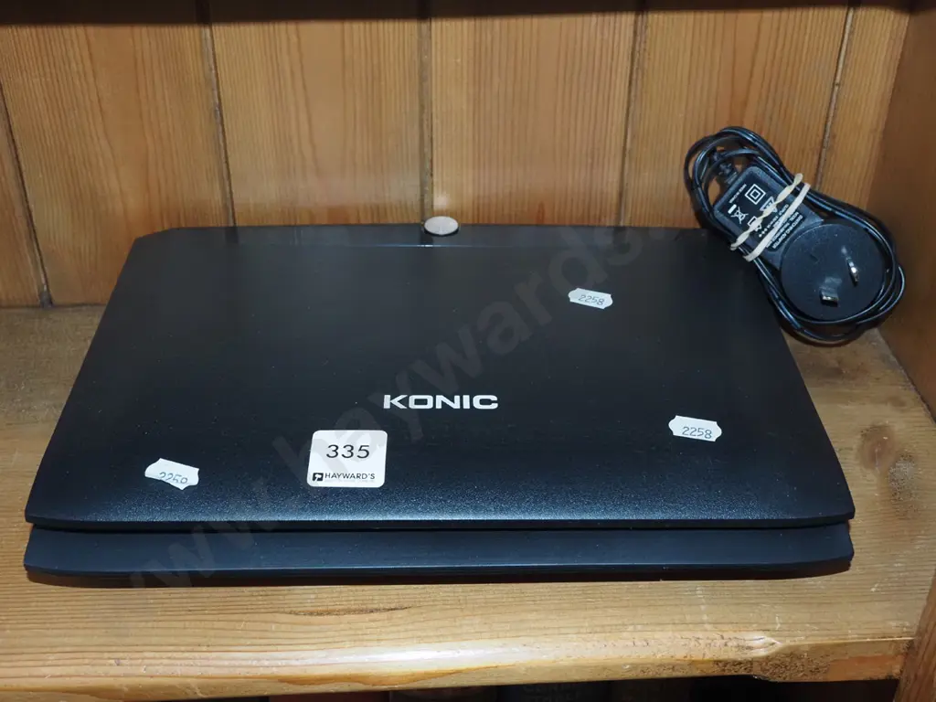 Konic portable DVD player Image 1++