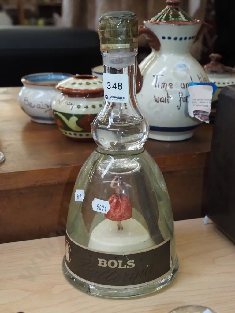 Bols liqueurs musical dancing bottle - working Image 1++