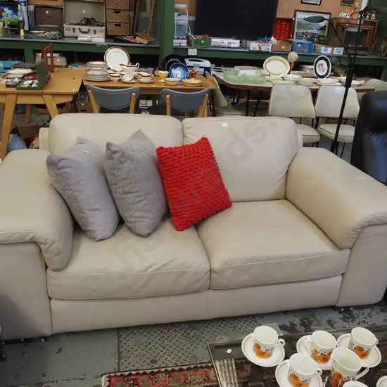 cream leather 2 seater settee - some scuffing and marks to leather