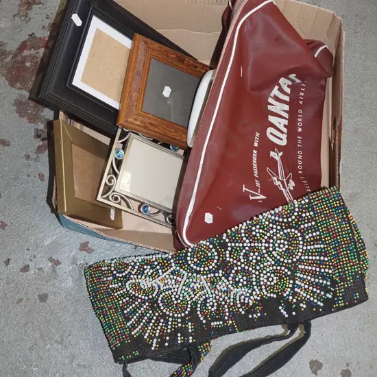 box; Qantus bag, photo frames, beaded bag