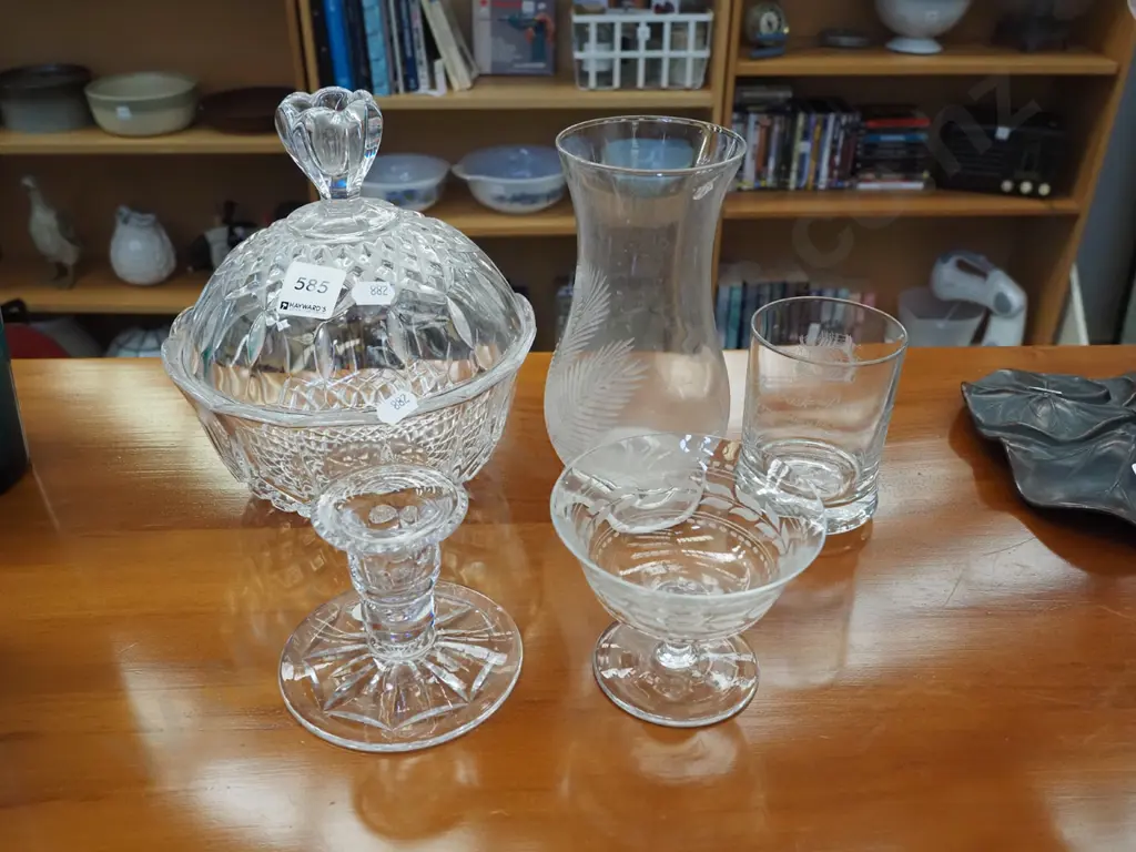cut crystal cover dish, candlestick etc Image 1++