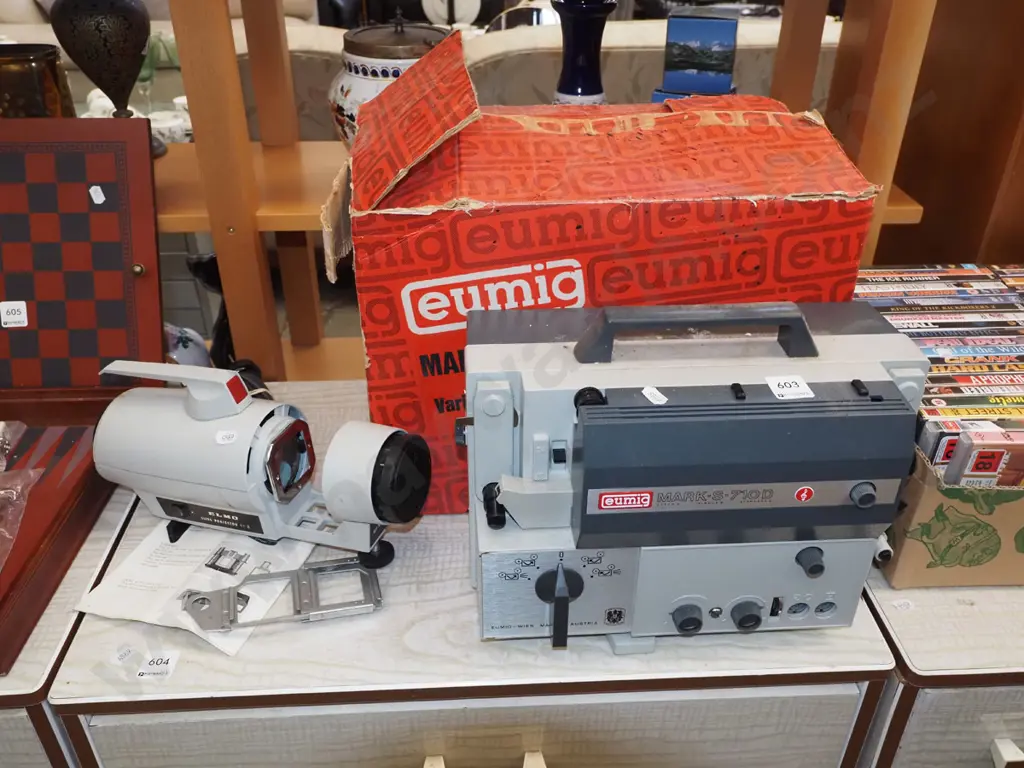 Umeg 8mm cine camera, Elmo slide projector Image 1++