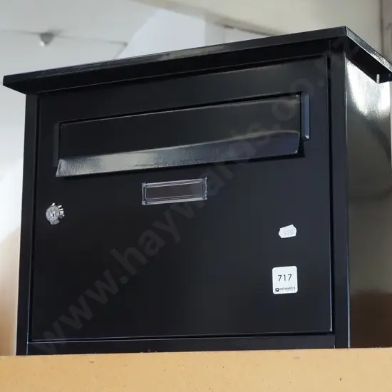 lockable mail box