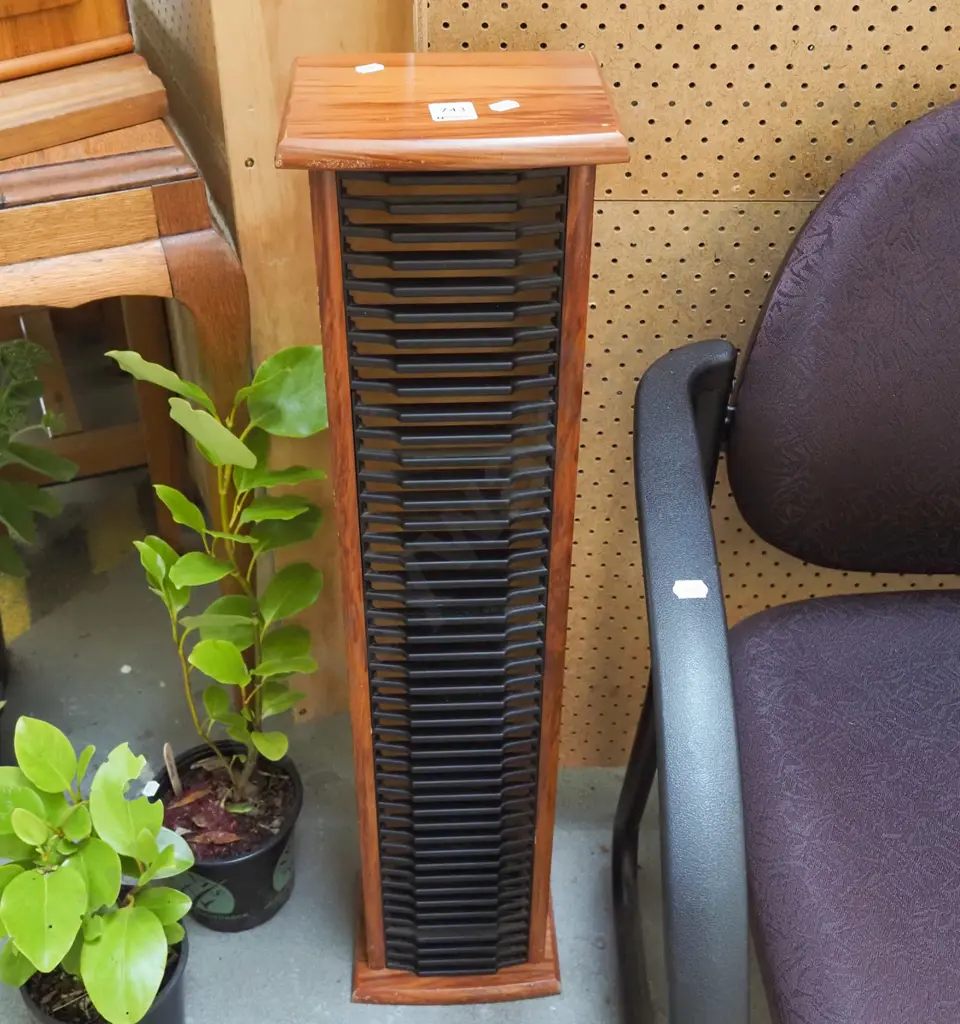 CD tower H830 Image 1++