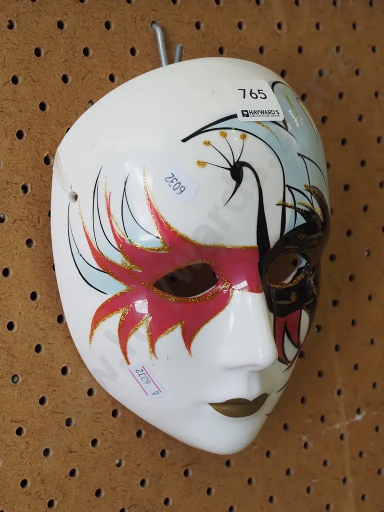 ceramic mask Image 1++