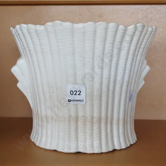 Falcon Ware jardiniere - staining