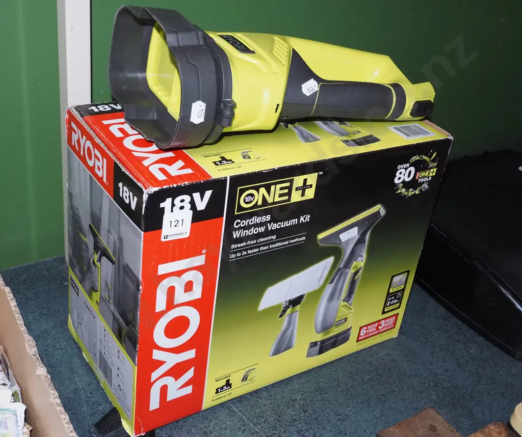 Ryobi cordless window cleaner - no battery or charger Image 1++