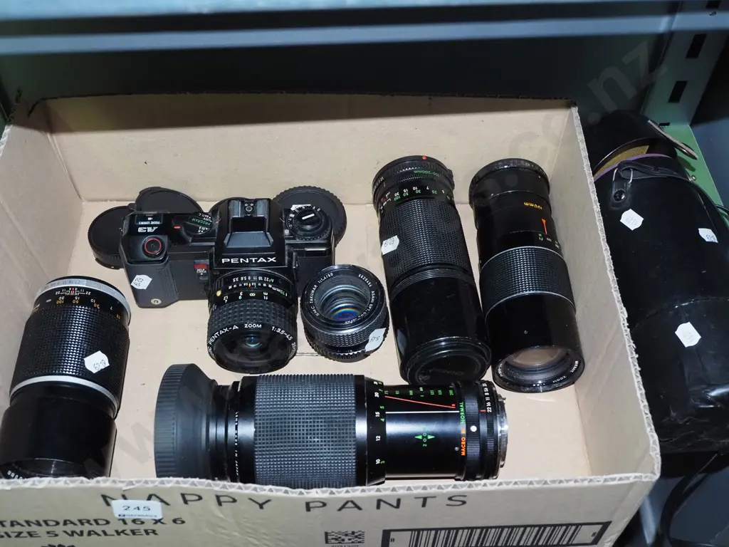 box; Pentax A3 35mm camera with 5 additional lenses Image 1++