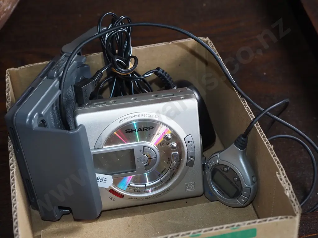 Sharp mini disc recorder Image 1++