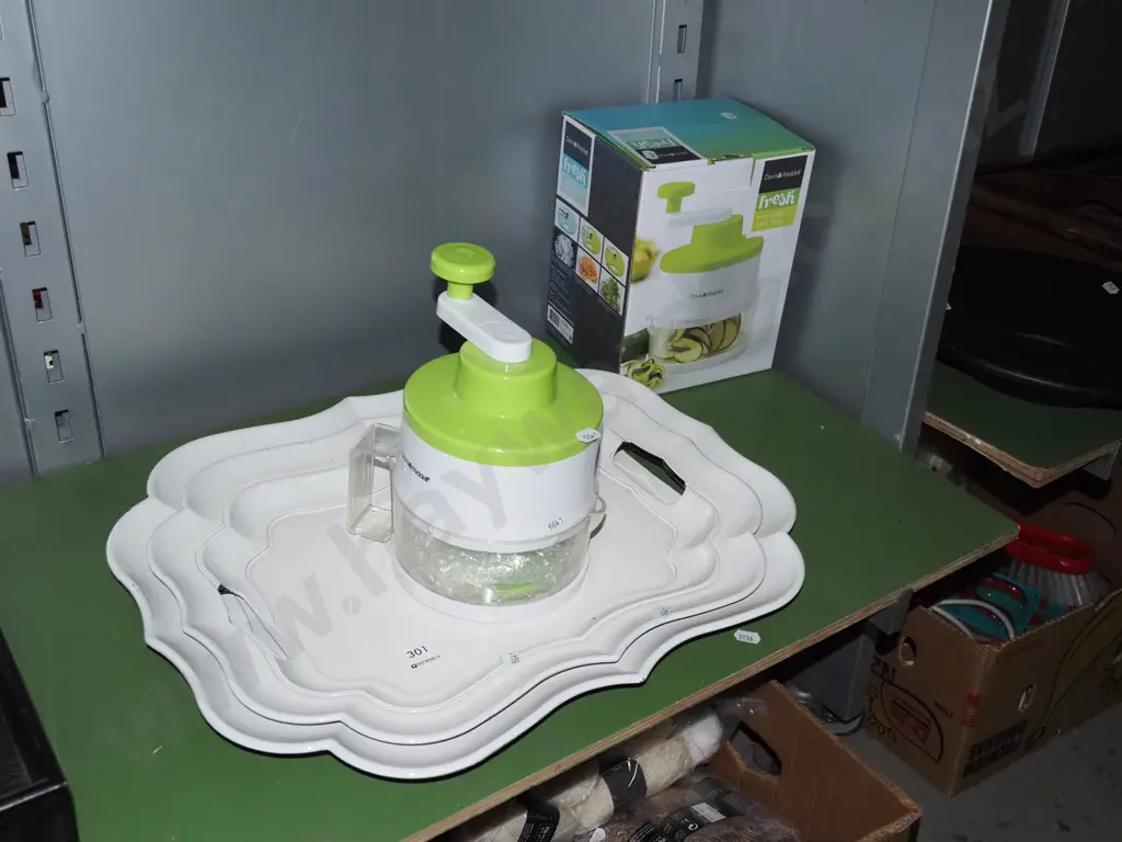 2x plastic trays, as new boxed multi blade spiral slicer Image 1++