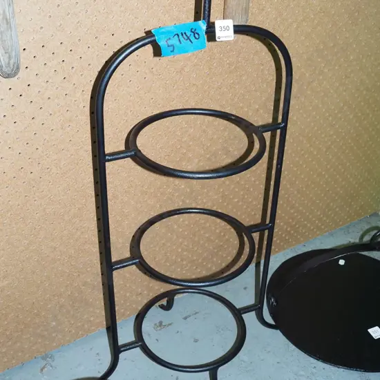 wrought metal plate stand