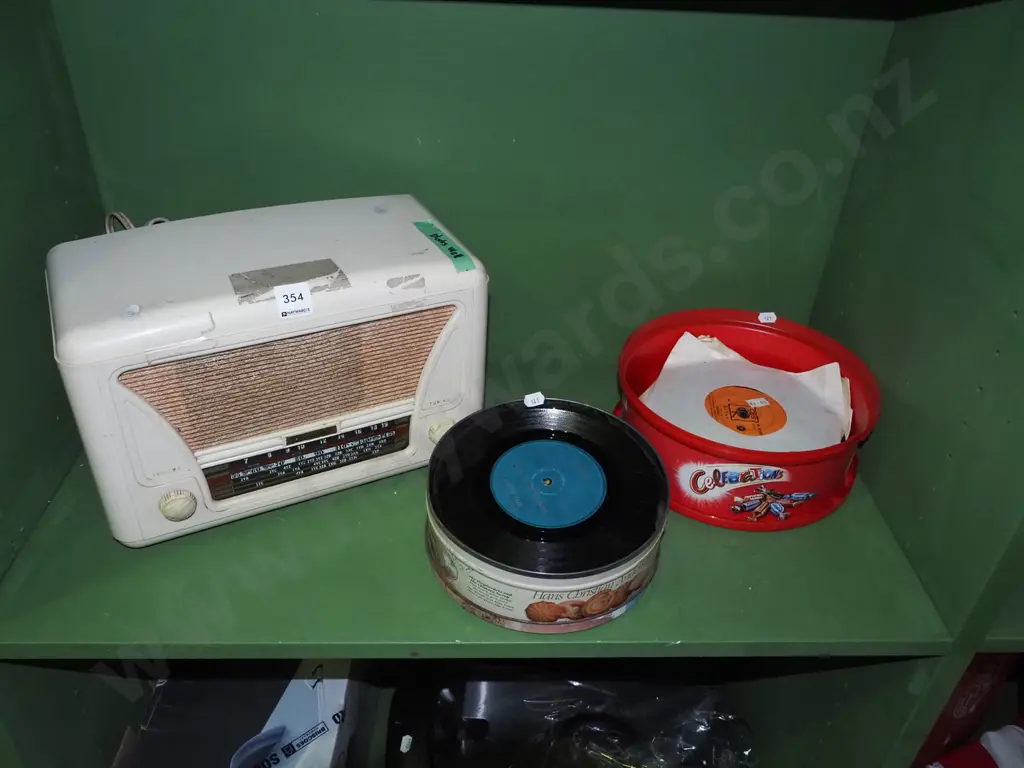 Pacemaker valve radio, 45s Image 1++