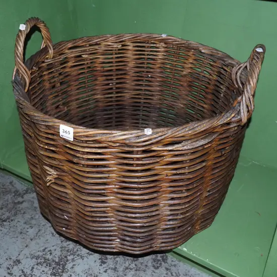 cane wood basket H410
