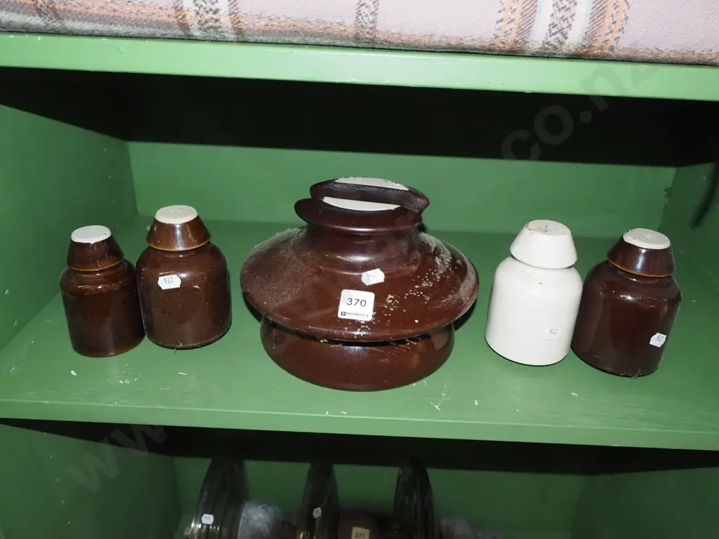 insulators Image 1++