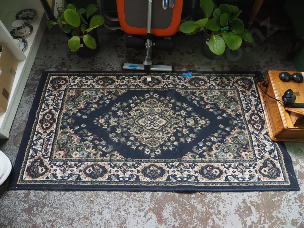 acrylic blue and coloured floor mat L1500 W800 Image 1++