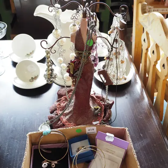 jewellery stand, box with costume jewellery