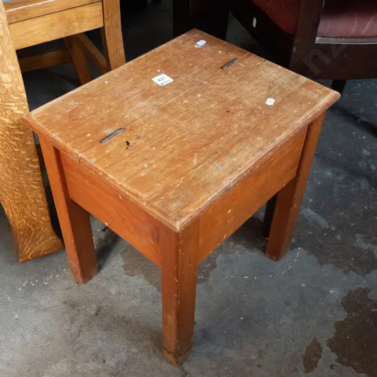 rimu shoe polish box/stool