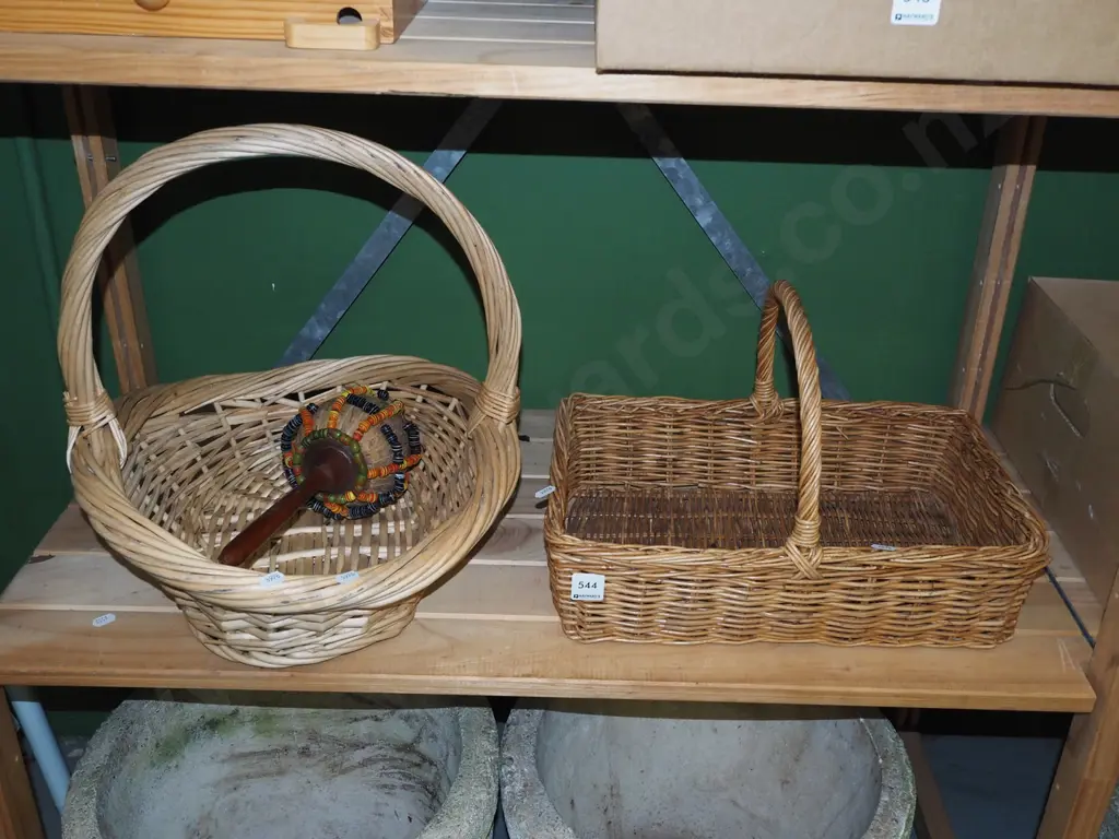 2x cane baskets etc Image 1++