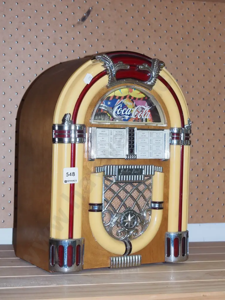 dukebox themed tape cassette player - As Is No Returns Image 1++