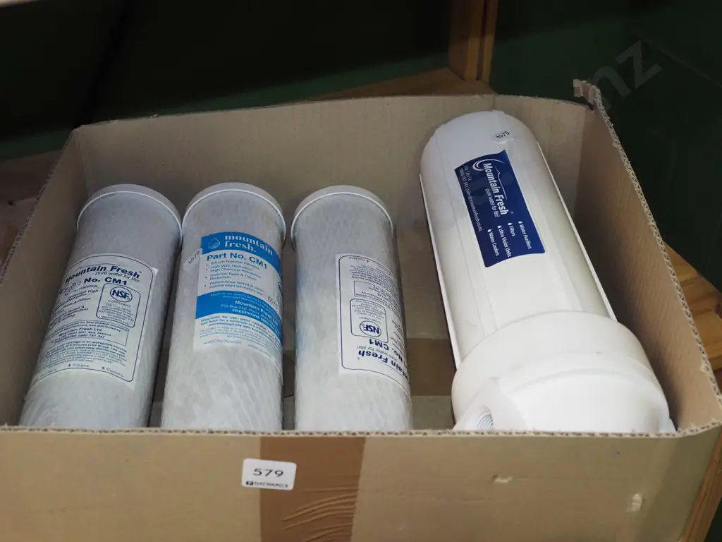 inline water filter with 3 spare filters Image 1++