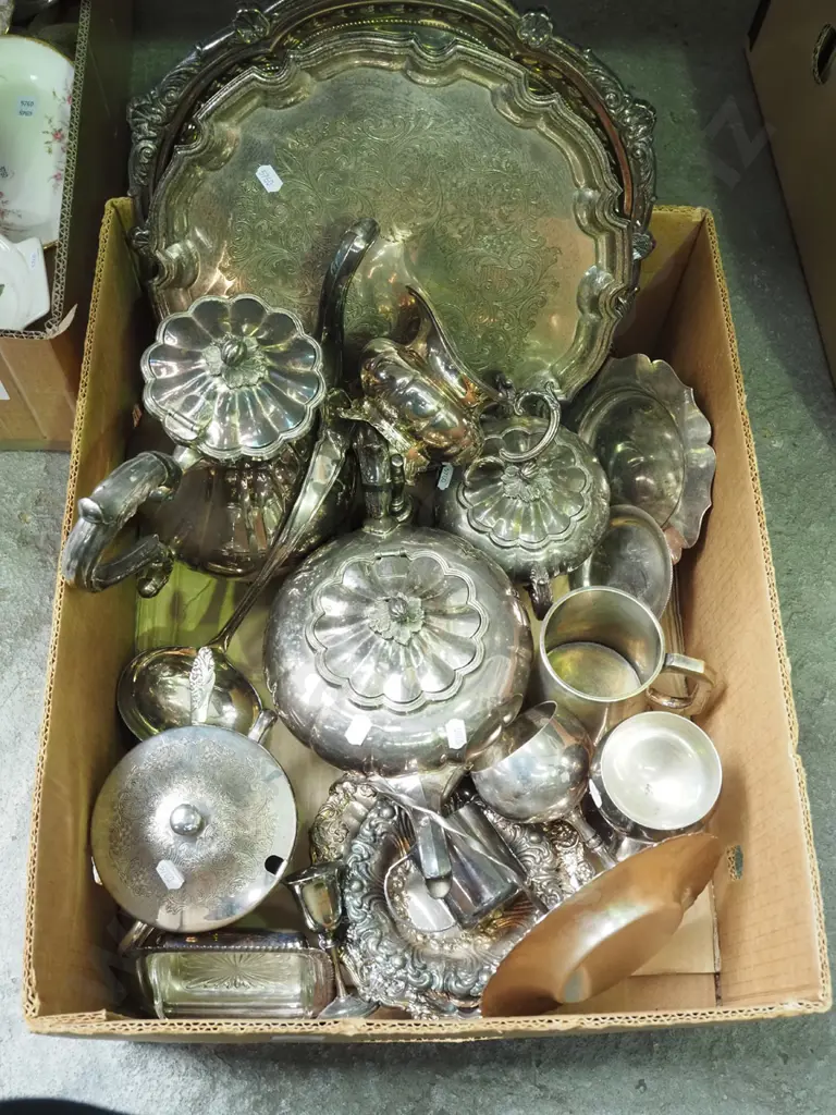 box; plated ware Image 1++