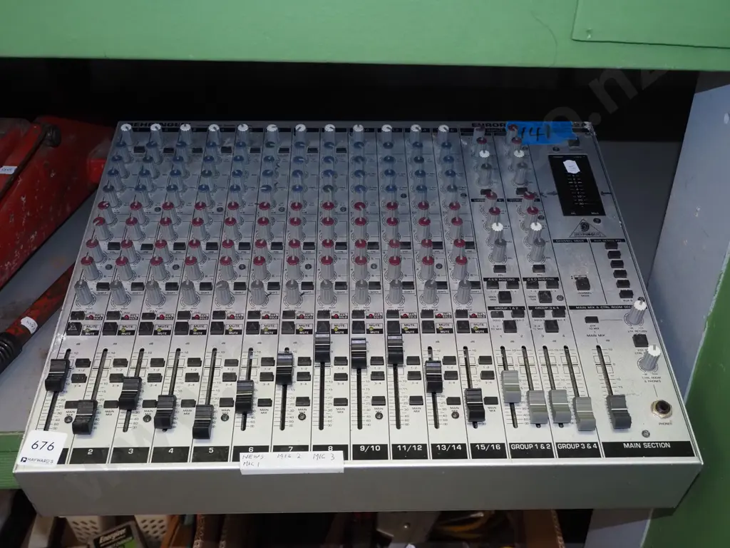 15 chanel mixer Image 1++