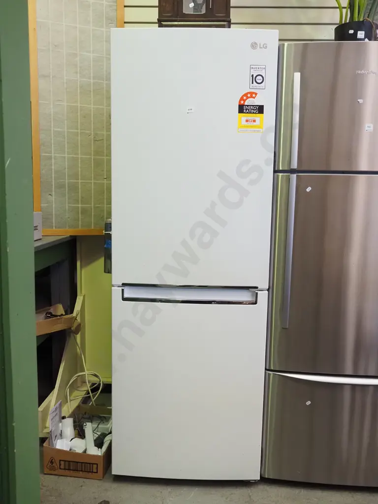LG Model GB/335WL fridge/feezer H1725 W590 D660 Image 1++