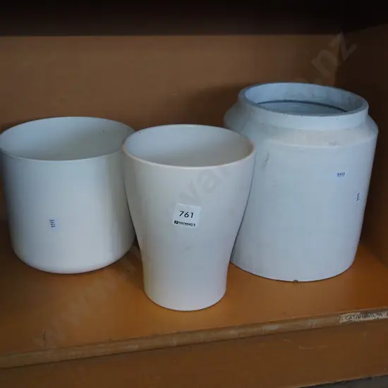 plastic and concrete and ceramic jardinieres H200