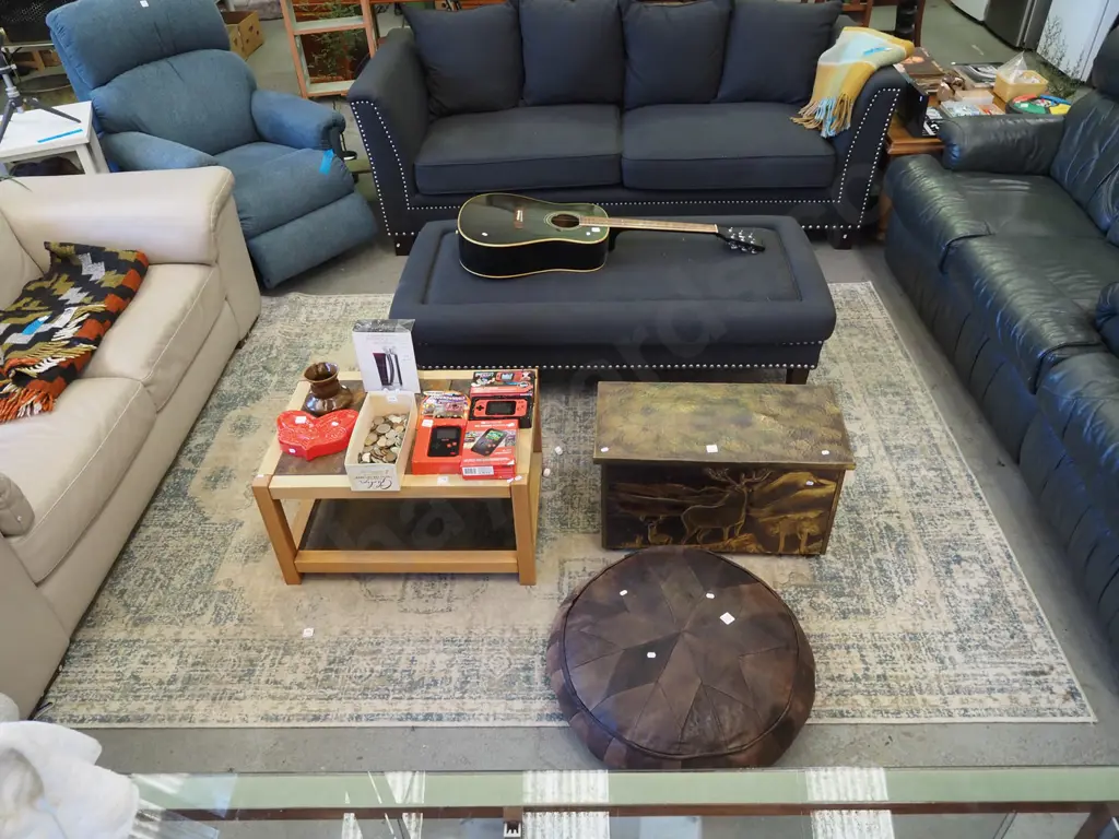 modern acrylic blue and cream floor mat L2750 W1990 Image 1++