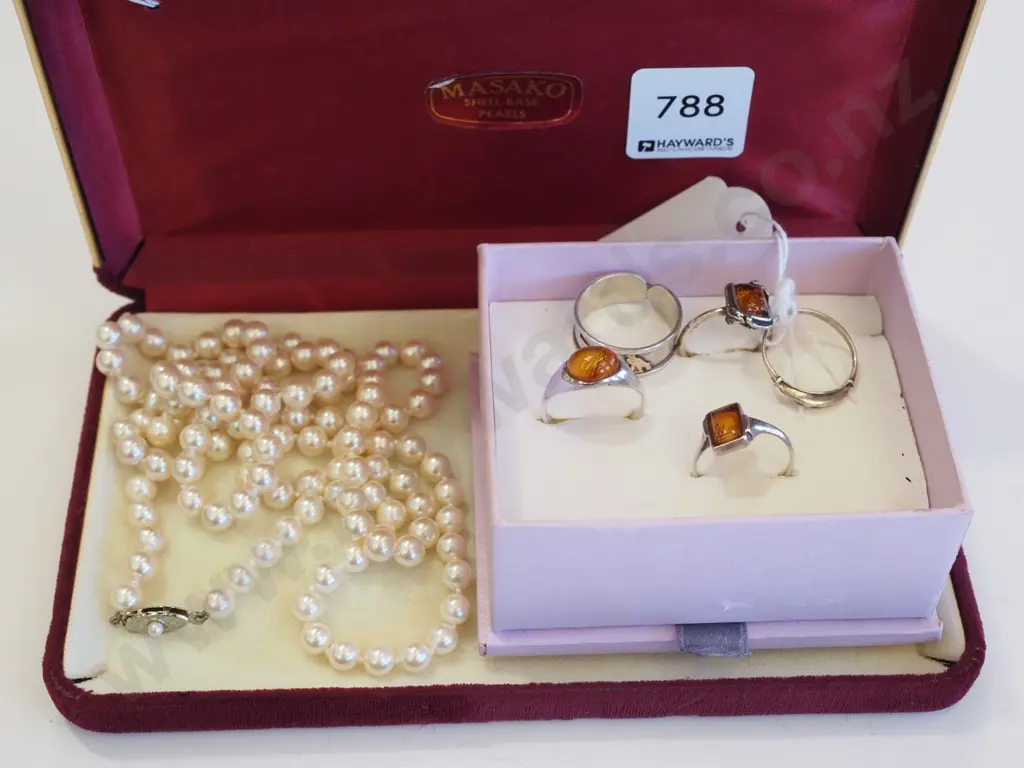 pearl? necklace, 5x sterling silver rings Image 1++