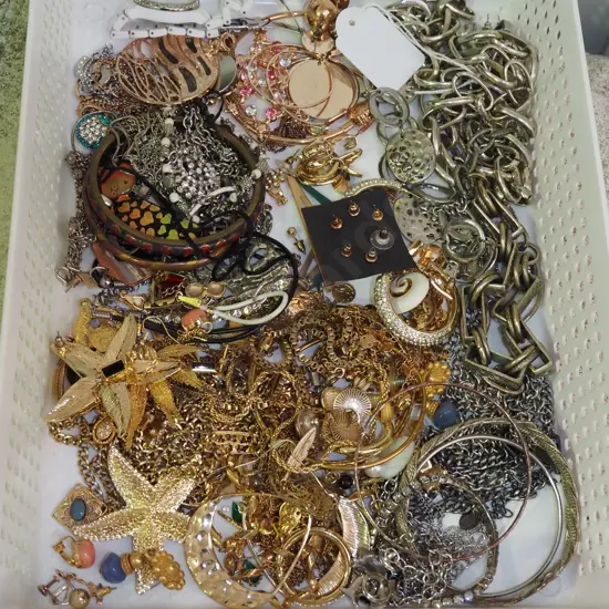 tray of costume jewellery