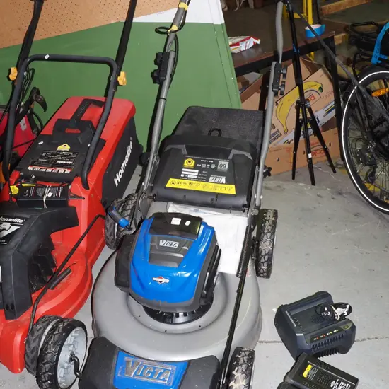 Victa battery powered 82V lawn mower - 2 batteries and charger  - batteries in office