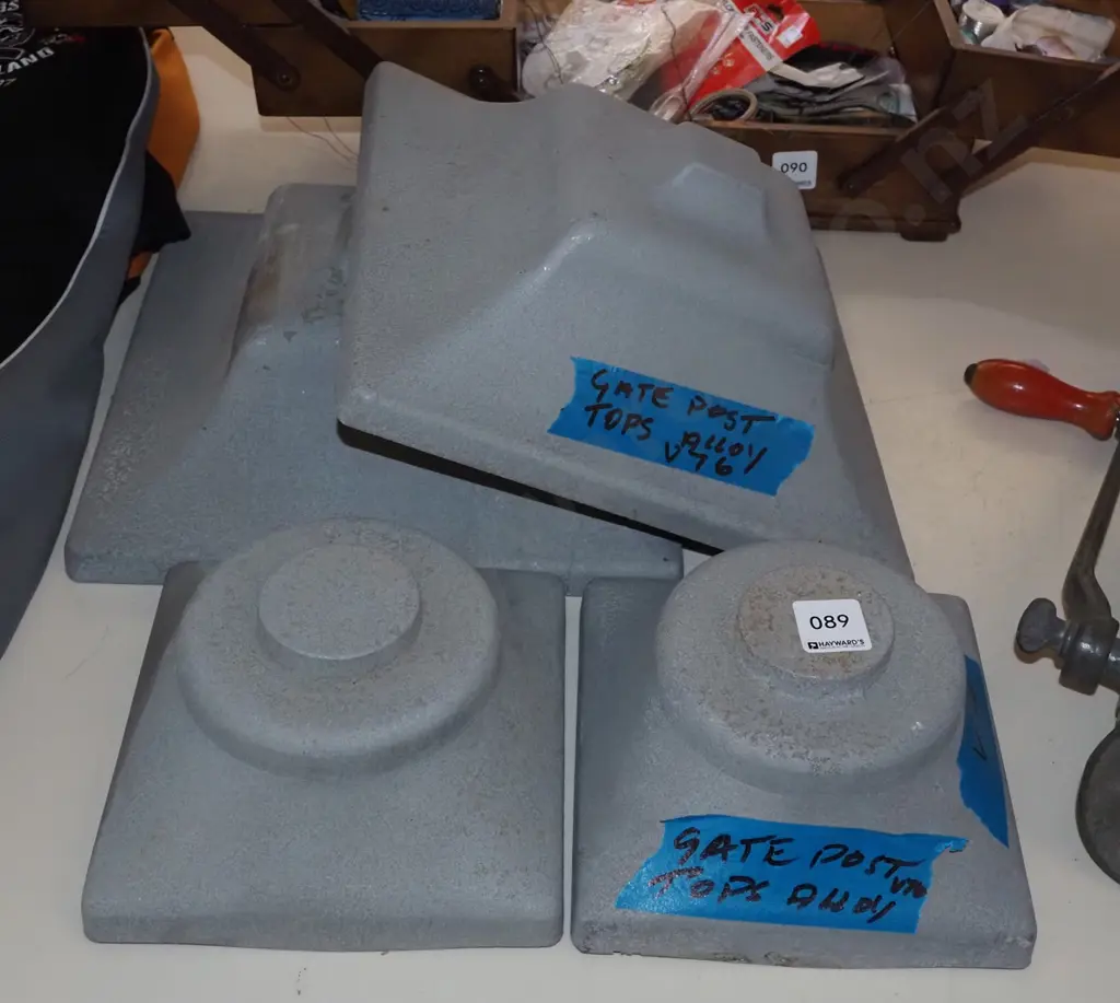 4x alloy gate post tops  Image 1++