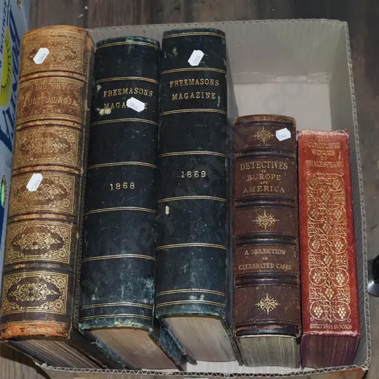 box; vintage books