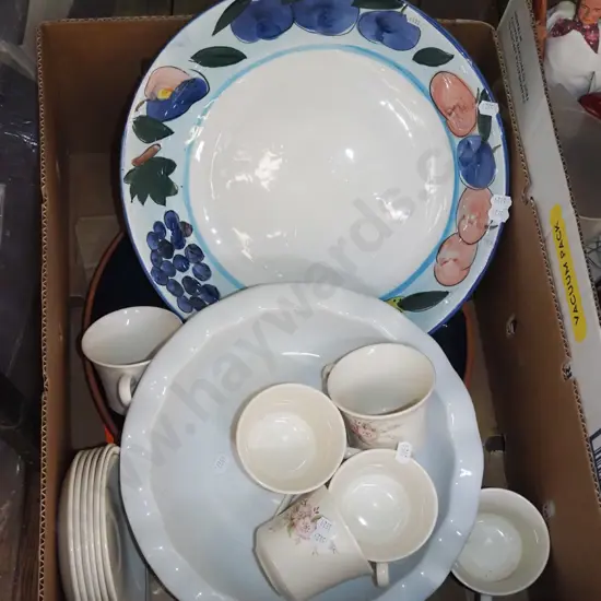 box; Crown Lynn cups, saucers, etc